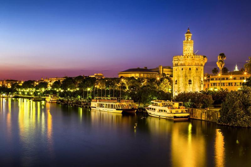 Casa Palacio El Condestable De Nocleg ze śniadaniem